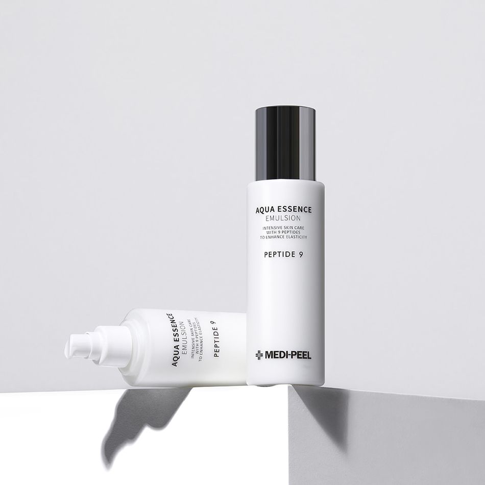 Антивозрастная эмульсия Medi-Peel Aqua Essence Emulsion Peptide 9 250мл
