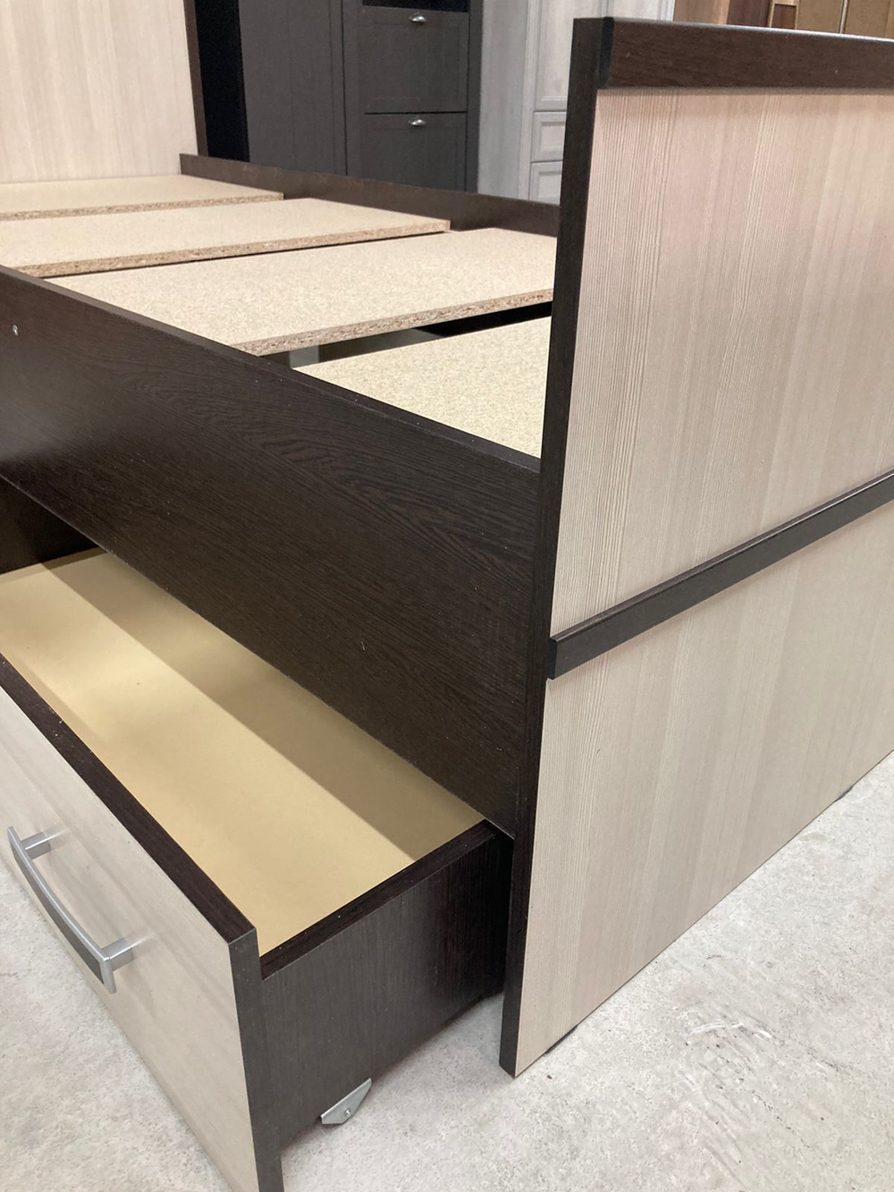 Кровать LIGHT Сакура венге/лоредо 900