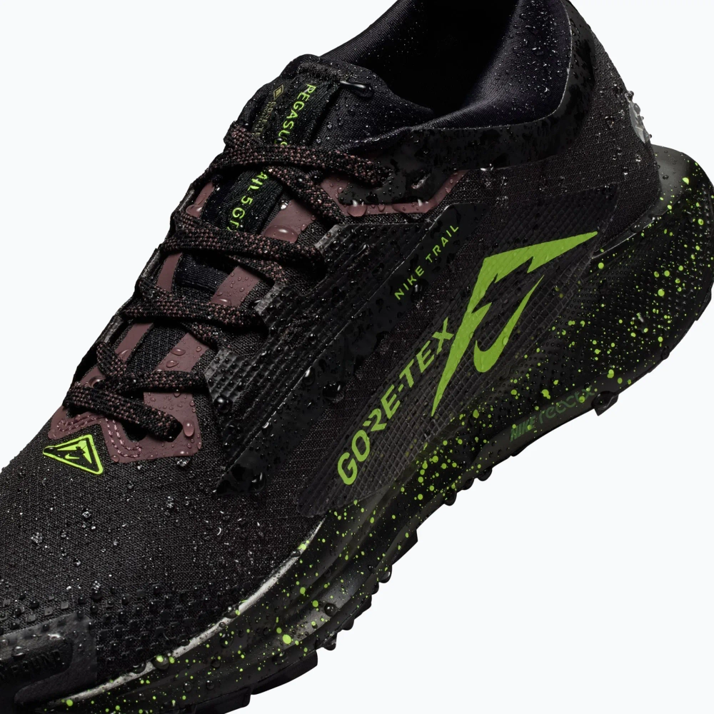 Женские Кроссовки для бега Nike Pegasus Trail 5 GTX black/phantom/tattoo/volt ice