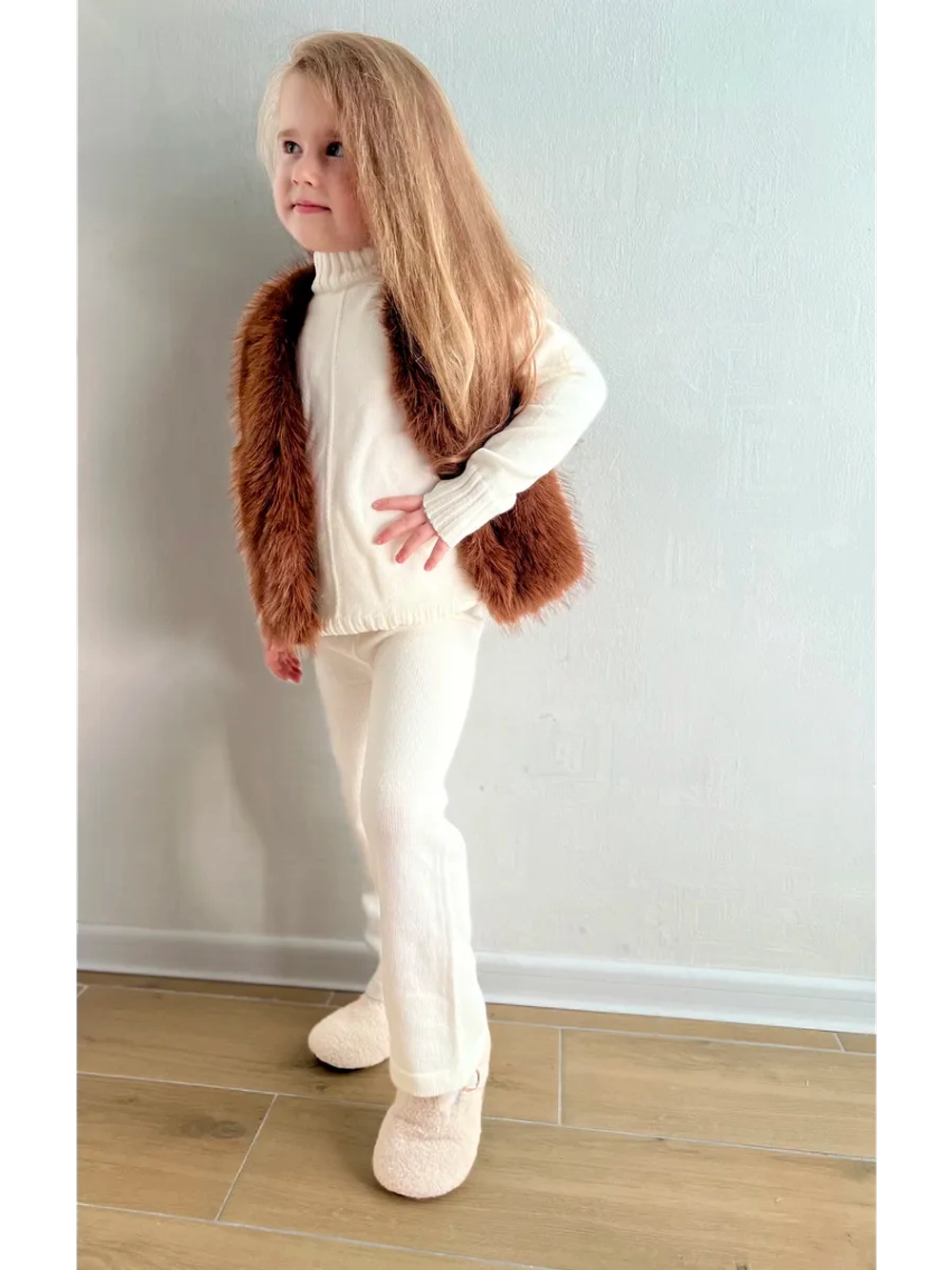 Жилет из искусственного меха