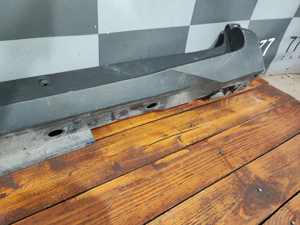 Накладка порога левого Toyota C-HR 16-23 Б/У Оригинал 75852F4010