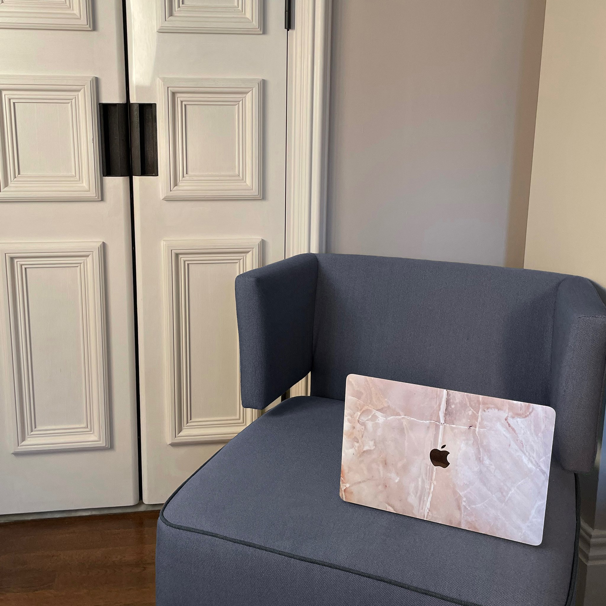 Виниловая наклейка TWINKLE для MacBook