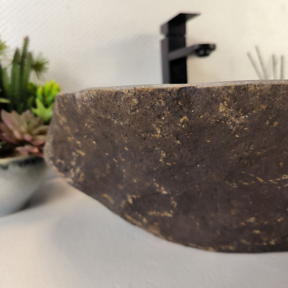 Раковина из речного камня RS-65379 52*45*16 0862