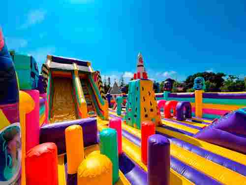 Коммерческий надувной батут «Космический калейдоскоп», размер 16*8,5*6 м