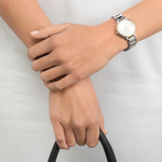 Женские японские наручные часы Citizen EM0674-81A