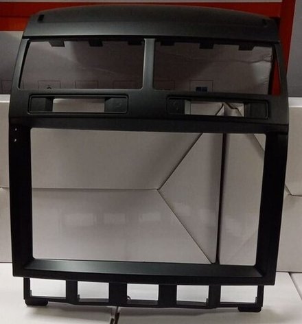 Магнитола для Volkswagen Touareg I 2002-2010 - FarCar 042-TNM монитор 9" QLED на Android 13, 8 ядер (TS18), CarPlay, 4G SIM-слот