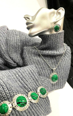 Комплект бижутерии. Подвеска, серьги, браслет с малахитовыми вставками "Малахит" Форма "Круг"