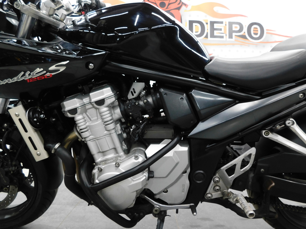 Suzuki Bandit 1250SA 038170