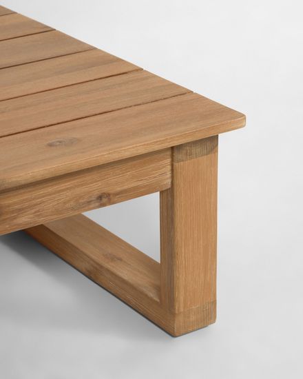 Flaviina Угловой 5-местный диван со столиком из дерева акации La Forma Испания