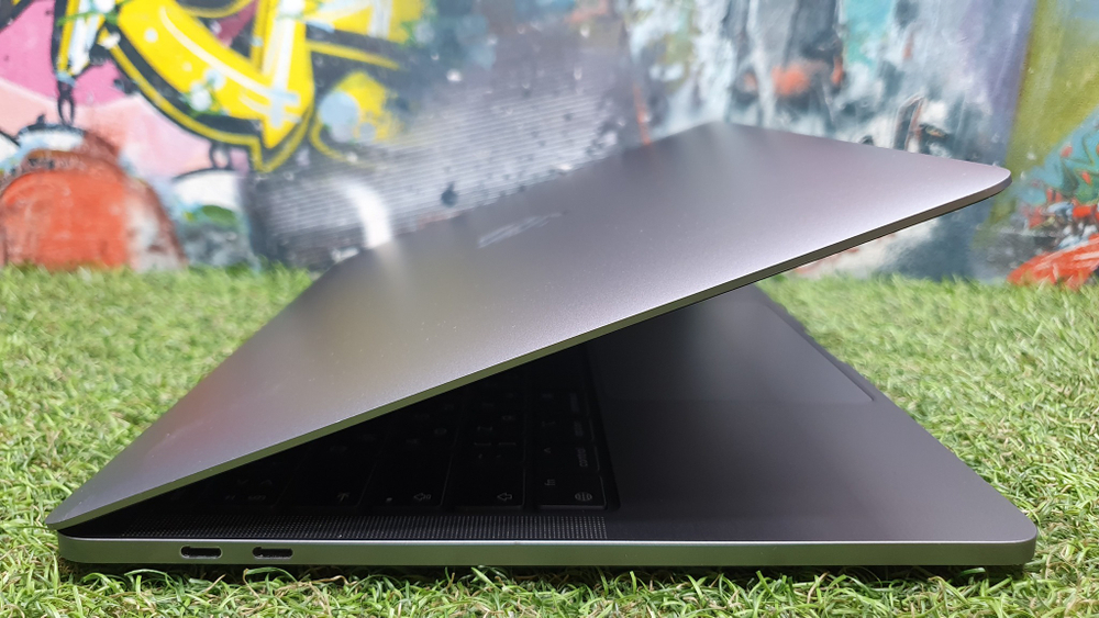 MacBook Pro 13 2020 M1/8Gb A2338