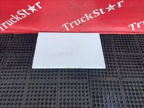 Крышка инструментального ящика