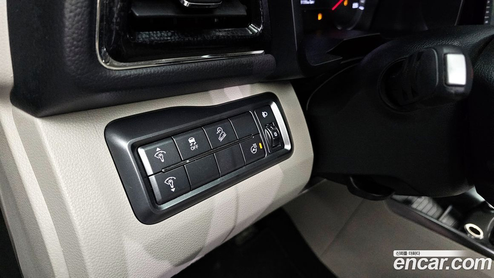 KG Mobility (Ssangyong) Very New Tivoli Бензин 1.5 2WD (09.2019)
