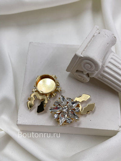 Накладка на пуговицу золотистая "Звезда" в форме цветка стразы