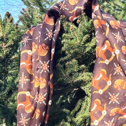 Шаль 120*120см, ЛОШАДКИ на коричневом