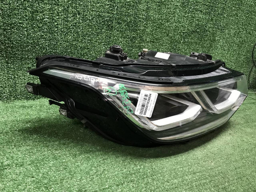 Битая Фара правая VW Tiguan 2 (2020-н.в.) Full LED