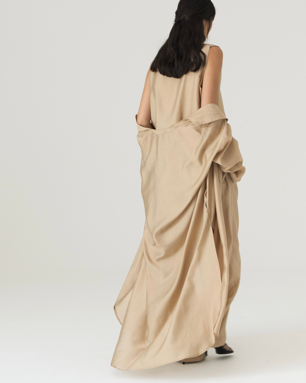 Платье-рубашка из батиста