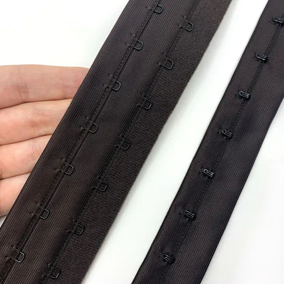 Крючки на ленте двухрядные шоколад (цв. 111), Arta-F