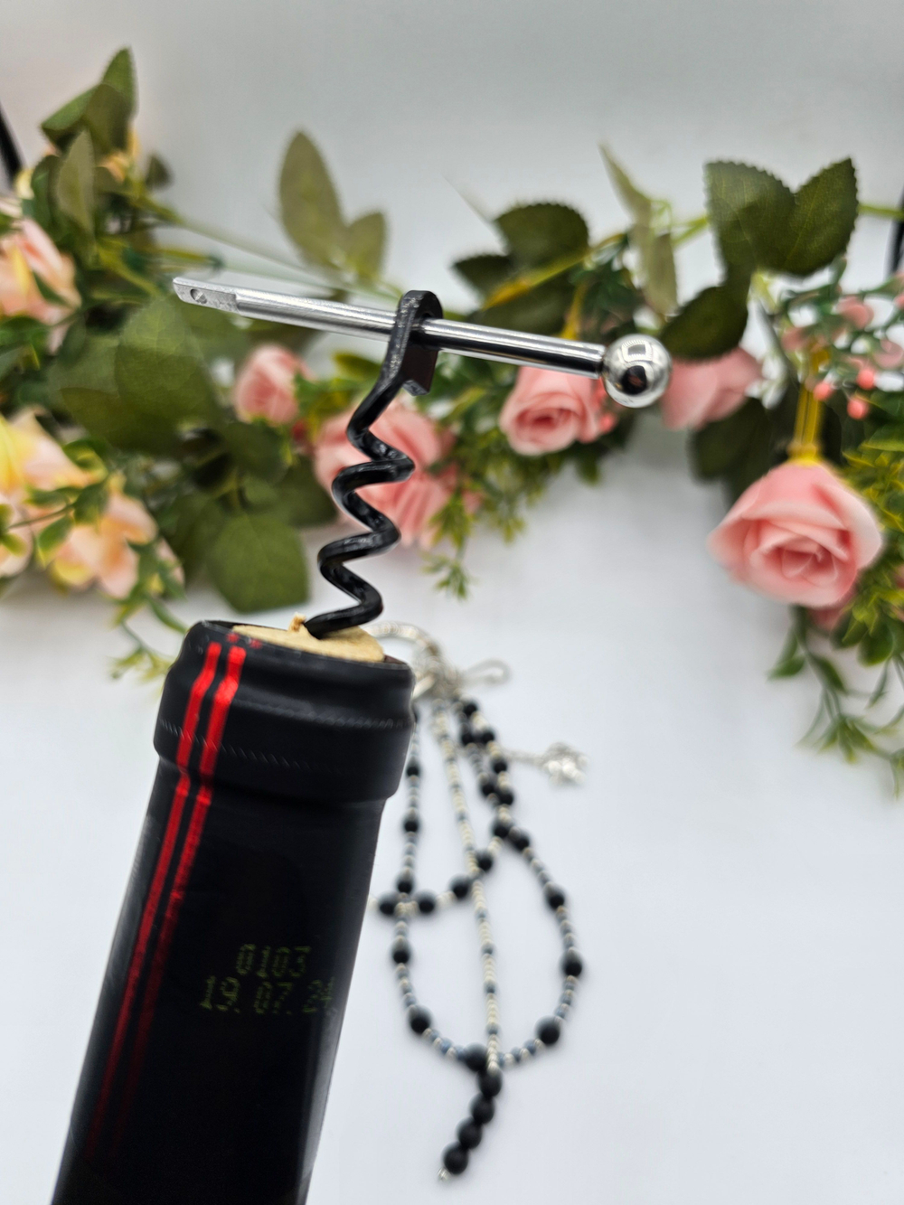 Обвес на сумку, штопор, брелок для ключей, подвеска авторская ручная работа с натуральными камнями "Подкова"