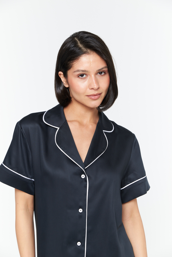 Блуза из тенселя с кантом черный