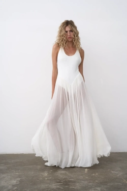 Платье-русалка белое