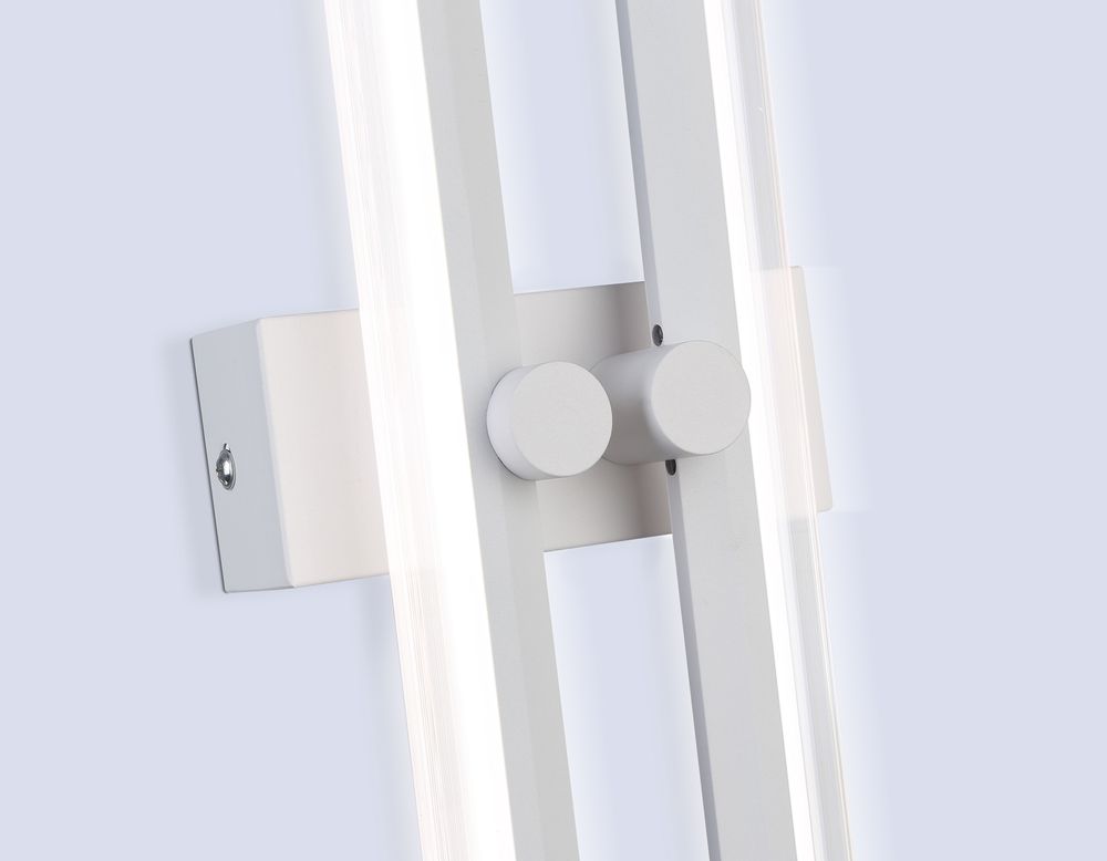 Ambrella Настенный светодиодный светильник LineTech FL6151