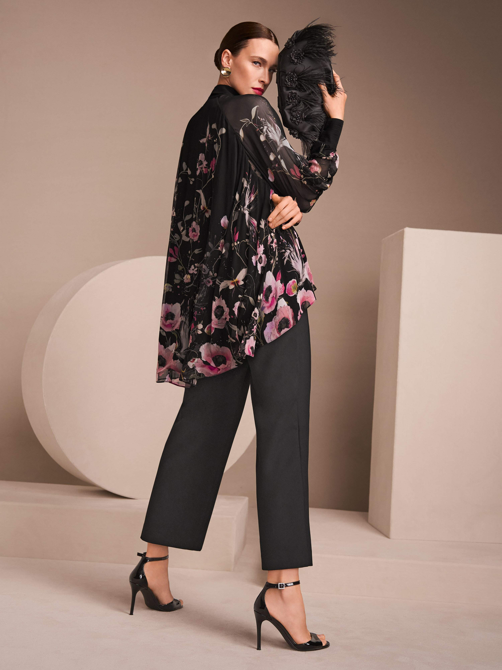 Брюки из полиэстера