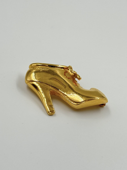 Брошь Туфелька Salvatore Ferragamo