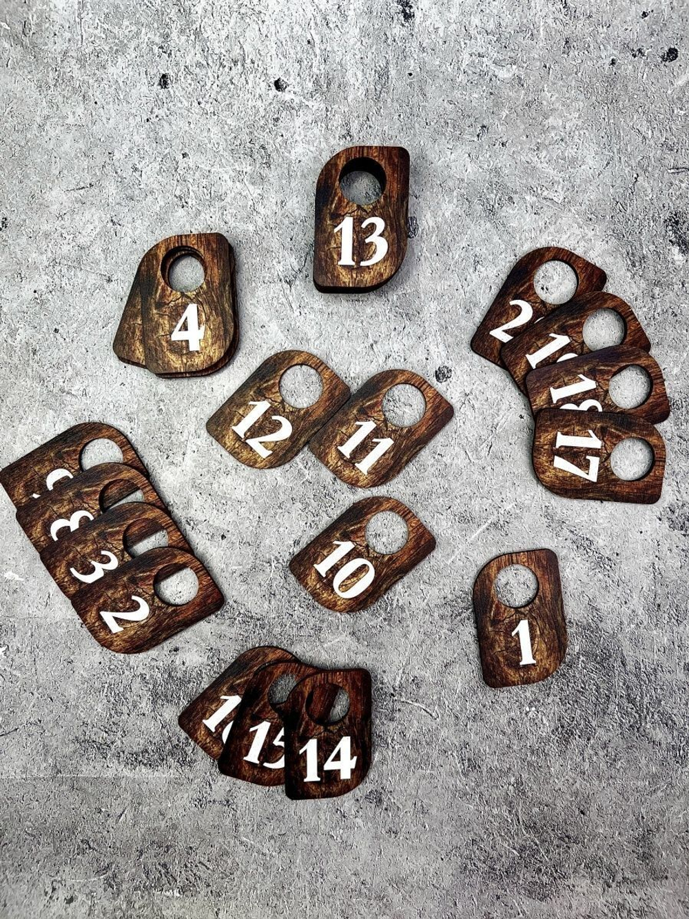 Лазер-фото.ру/ Номерки для гардероба 4х6 см 20-33