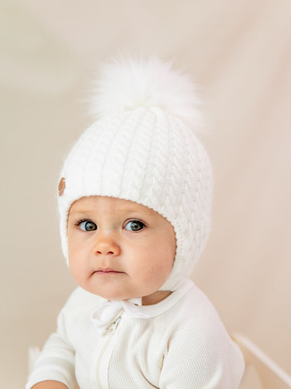 Шапка зимняя из ангоры "Молоко" 0+