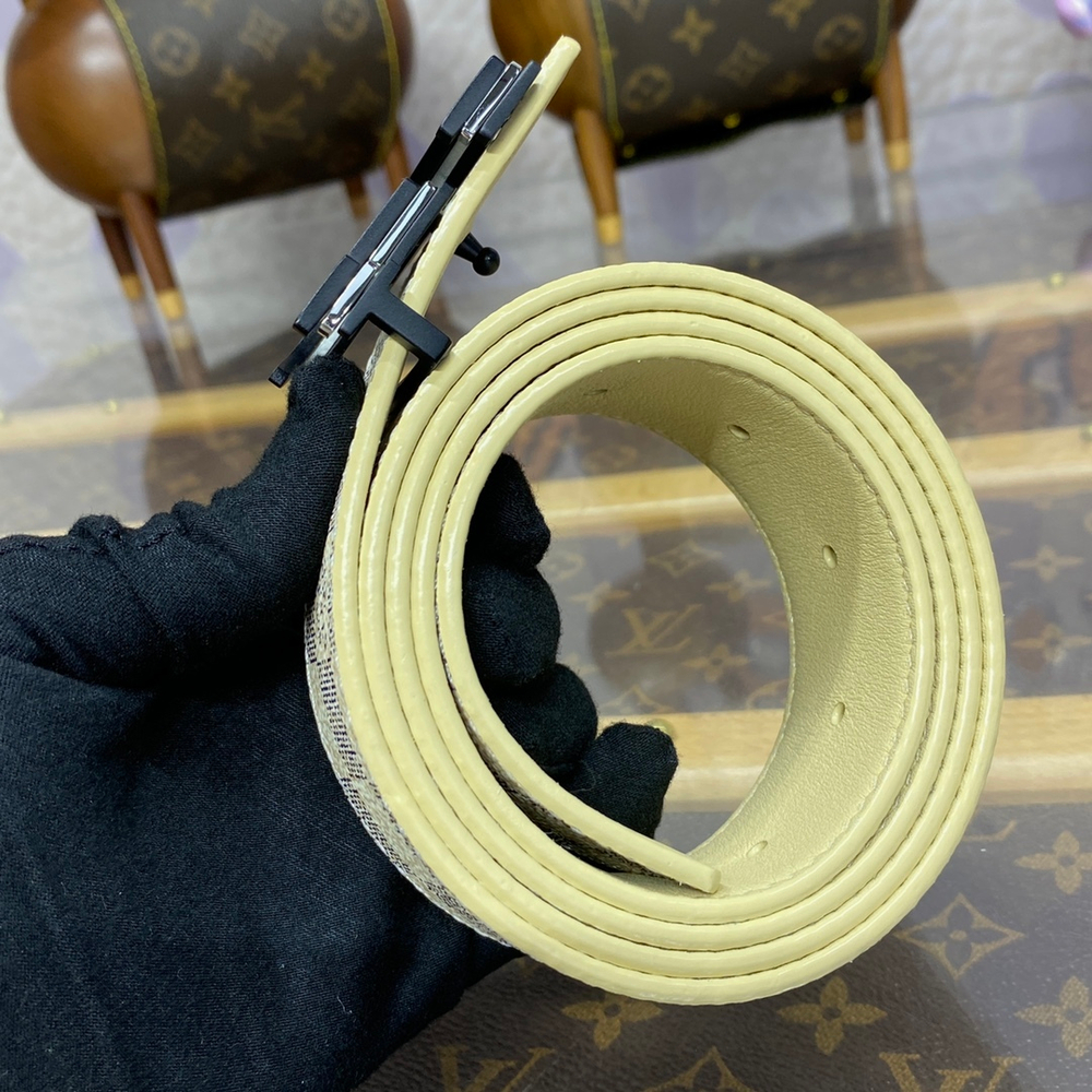 Louis Vuitton Belt