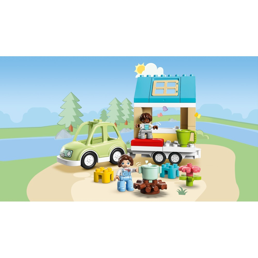 LEGO DUPLO — Семейный дом на колесах (10986)