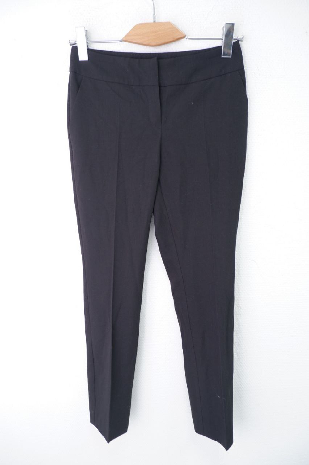 Брюки  классического кроя 42 размер