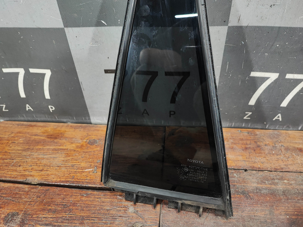 Форточка задняя левая Toyota RAV4 III Long (XA30) Б/У Оригинал 6812442110