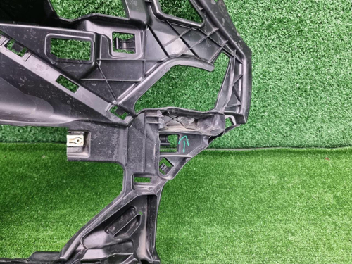 Кронштейн ПТФ правый BMW X1 F48 (2019-2022)