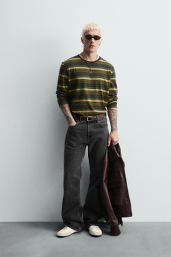 ZARA ЖАККАРДОВАЯ ФУТБОЛКА В ПОЛОСКУ, ХАКИ