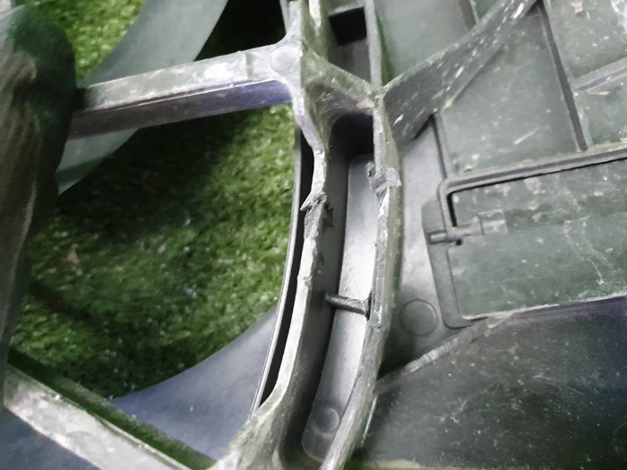 Диффузор с вентилятором Geely Coolray (2019-н.в.)