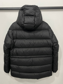 Пуховик Moncler