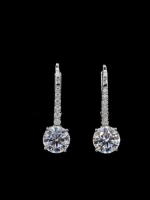 Серьги с муассанитами