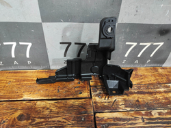 Кронштейн переднего бампера правый Chery Tiggo 4 Pro 20-нв Б/У Оригинал 602002058AA