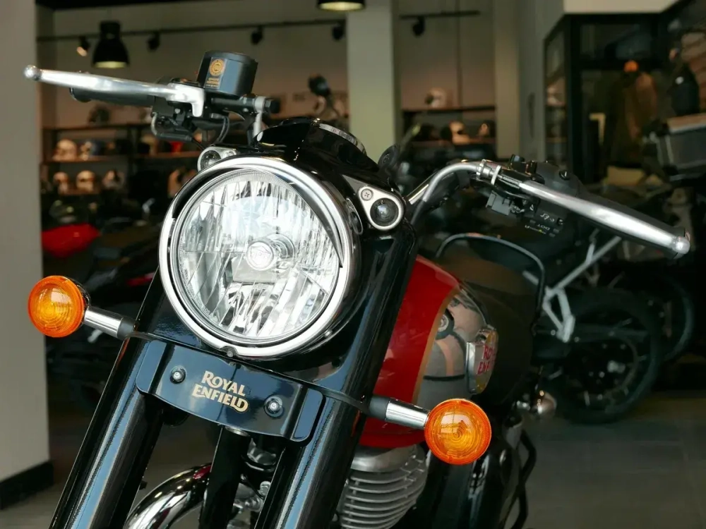 Royal Enfield Classic 350 Chrome Red, 2024