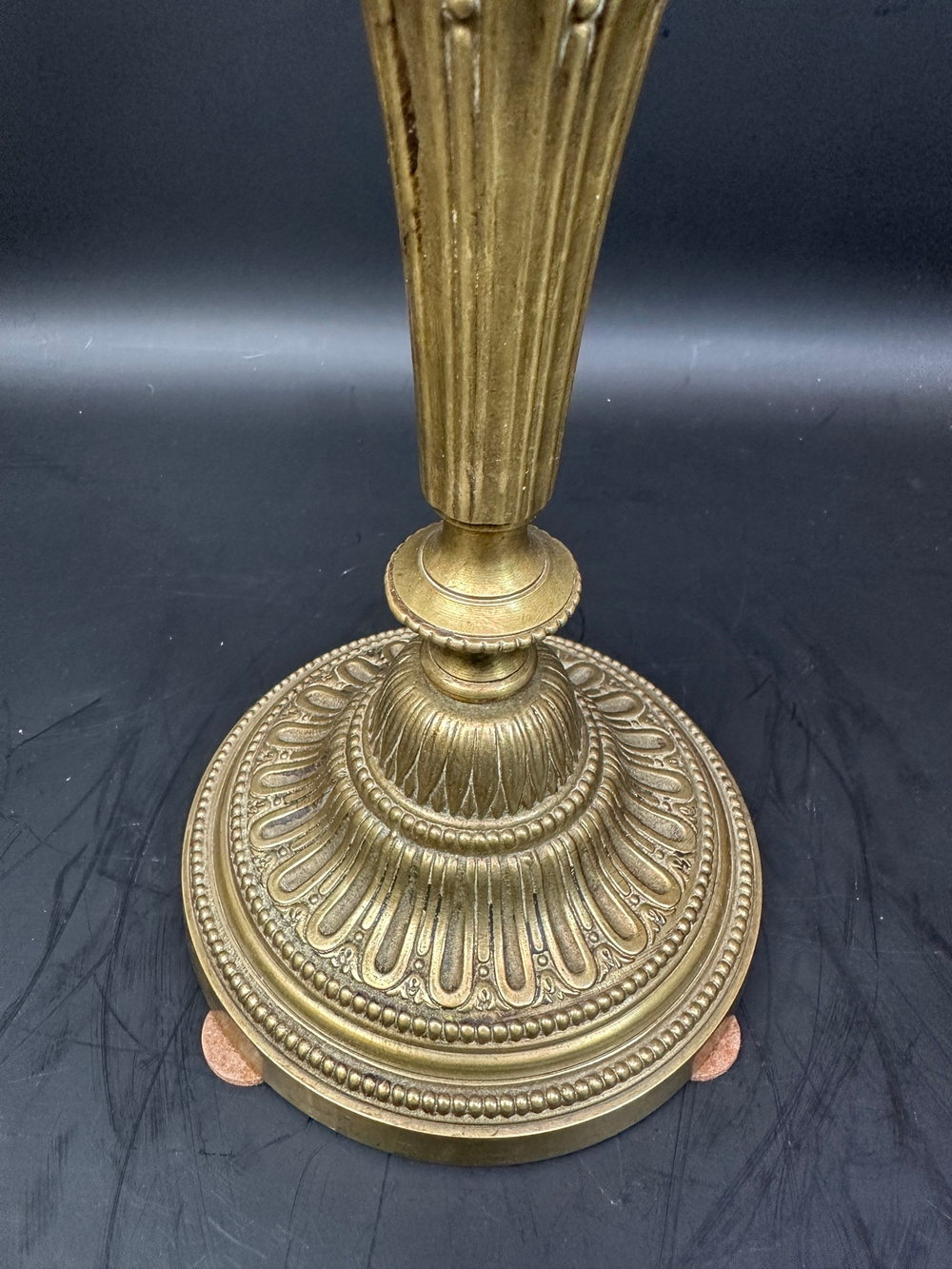 Старинная ваза-конфетница на бронзовой подставке