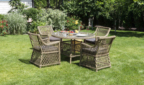 Доппио Обеденная группа