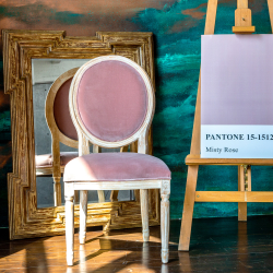 Стул Луи - Пудровый розовый бархат белый жемчуг Объект мечты