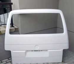 Задняя дверь Volkswagen T4 под стекло (1990-2003)