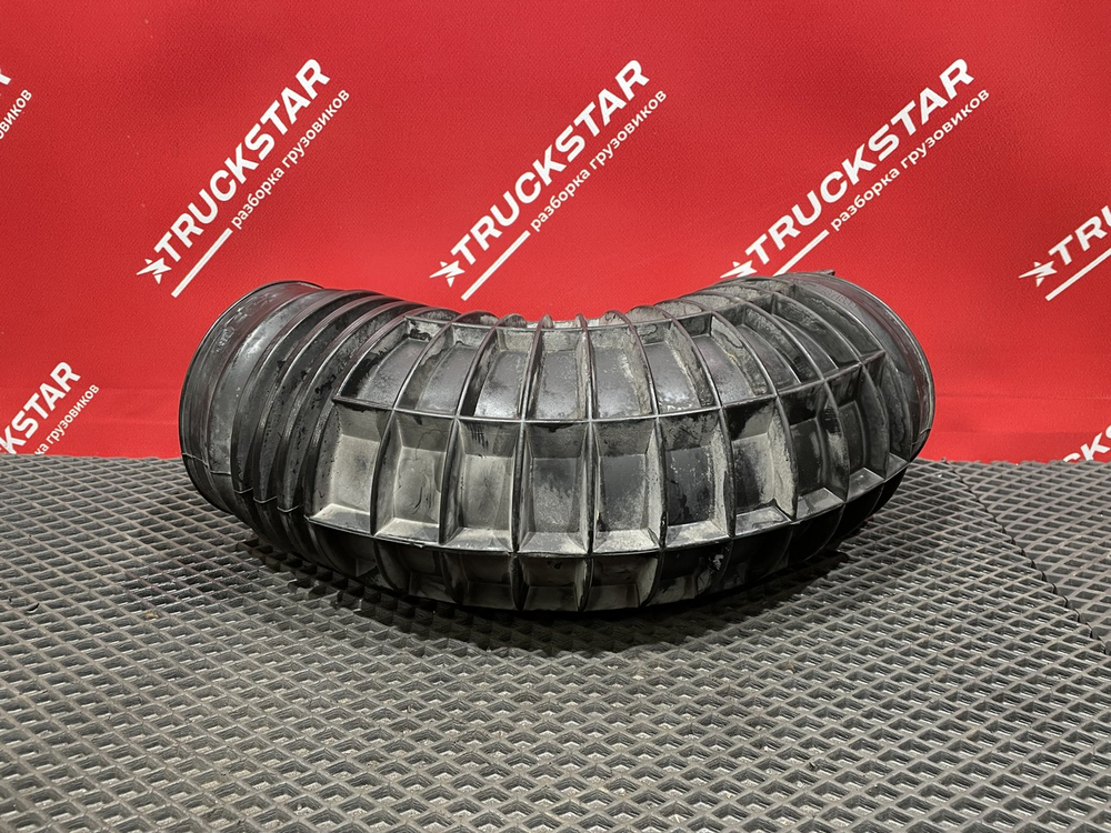 Патрубок воздушного фильтра