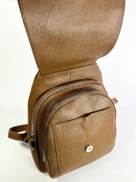 Женский городской рюкзак из натуральной кожи цвета whisky