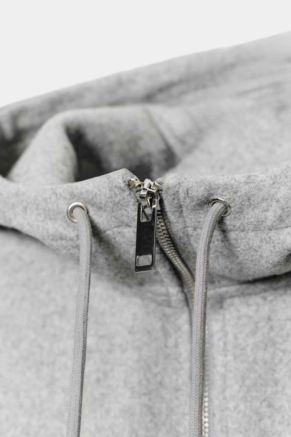 ZARA МЯГКАЯ КУРТКА С ОБЪЕМНЫМИ РУКАВАМИ, СВЕТЛО-СЕРЫЙ