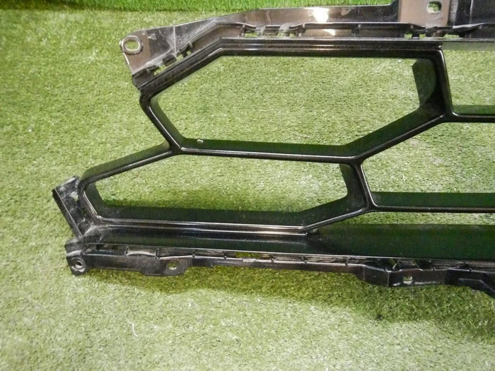 Решетка радиатора Lamborghini Urus (2017-2022)