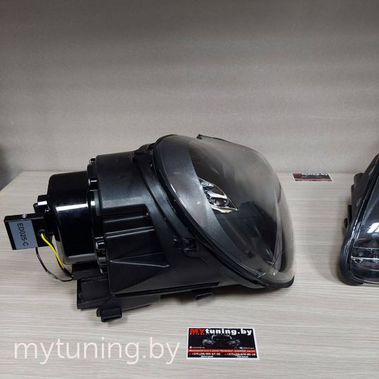 Передние фары Porsche Cayenne 955 daylight black hid xenon