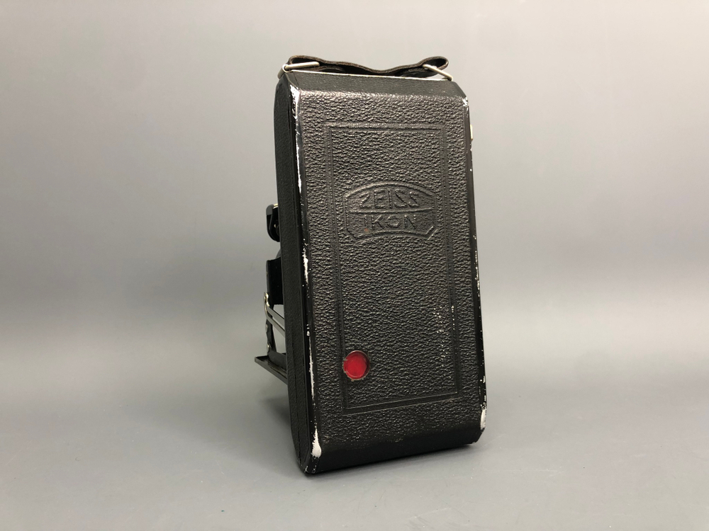 Zeiss Ikon Ikonta 520/2 + Novar-Anastigmat 6.3/10.5